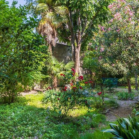 Belle Arti Gallery Garden House Bologna Exterior photo
